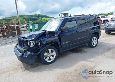 2015 Jeep Patriot Latitude z USA, uszkodzony, nr VIN 1C4NJRFB9FD258695